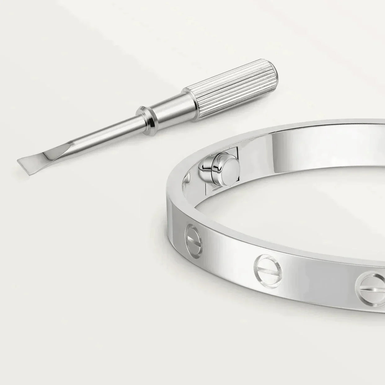 Classic Love Bracelet