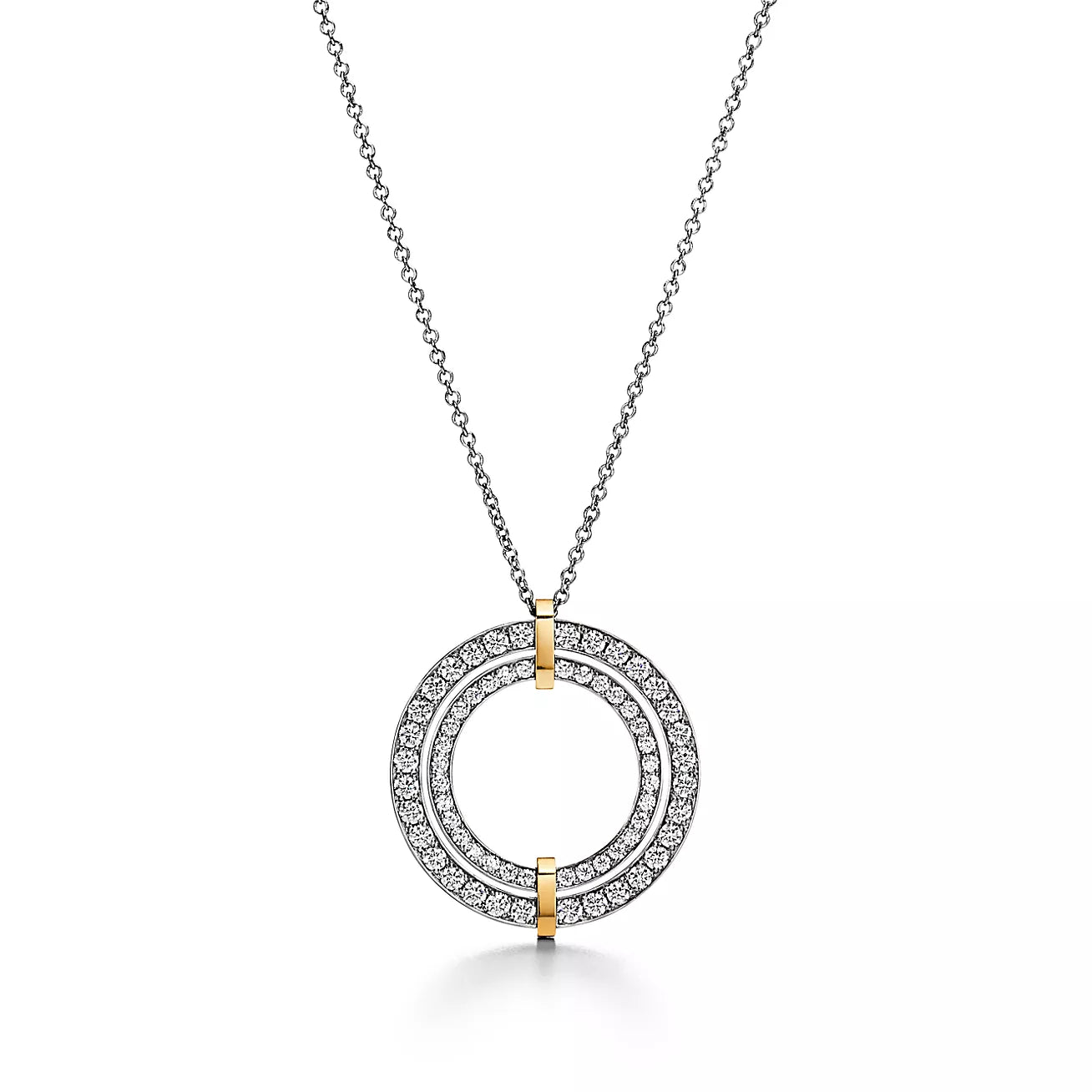 Edge Circle Pendant Necklace