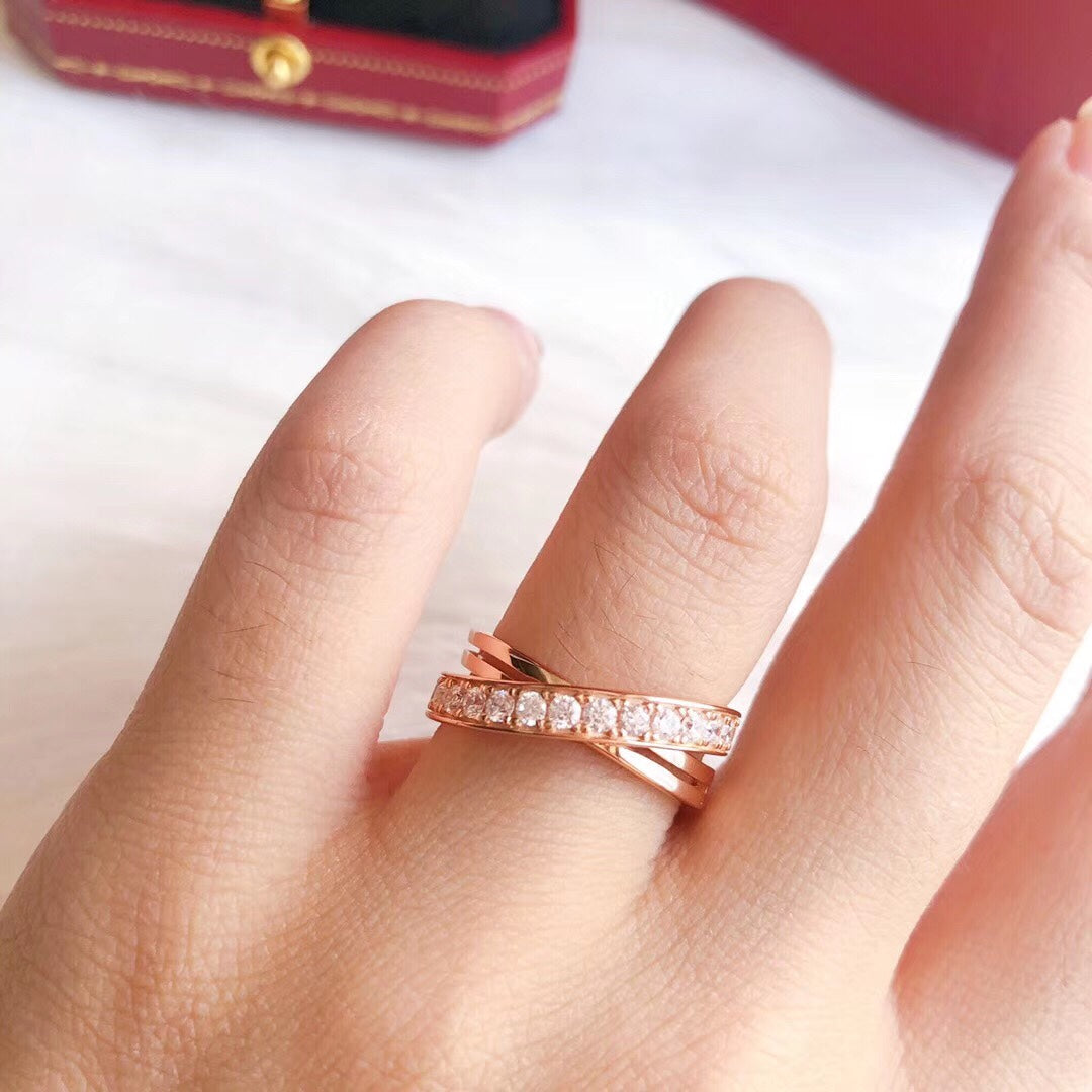 Etincelle Crossover Ring